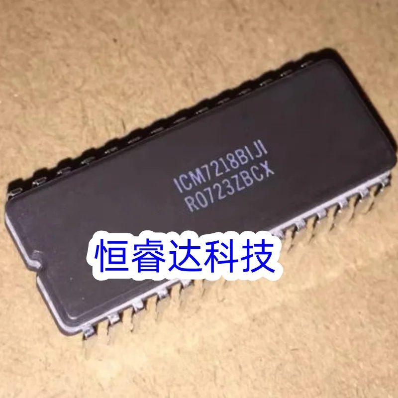 

1 шт. ICM7218 ICM7218BIJI CDIP28 новый чип драйвера дисплея оригинальный на складе