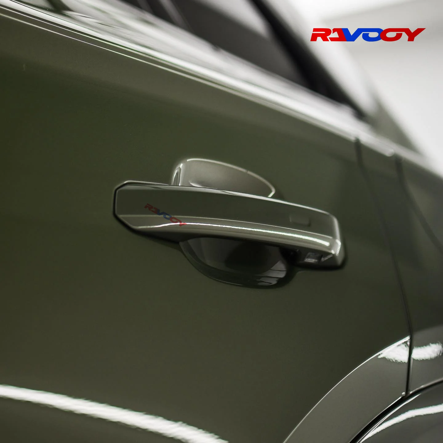 고품질 광택 메탈릭 디스트릭트 그린 비닐 랩 필름 자가 접착 자동차 튜닝 스티커 내구성 페인트 보호 필름