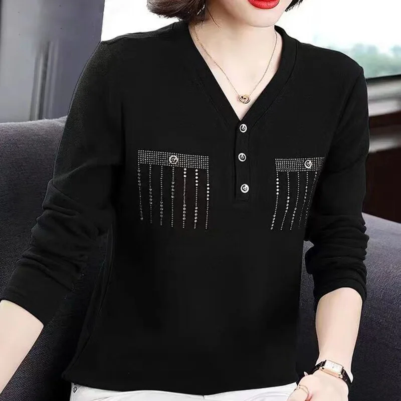 Fashion V-Neck Button Spliced Diamonds Blouse Women\'s Clothing 2022 Autumn New Oversized Casual Pullovers Loose Commute Shirt