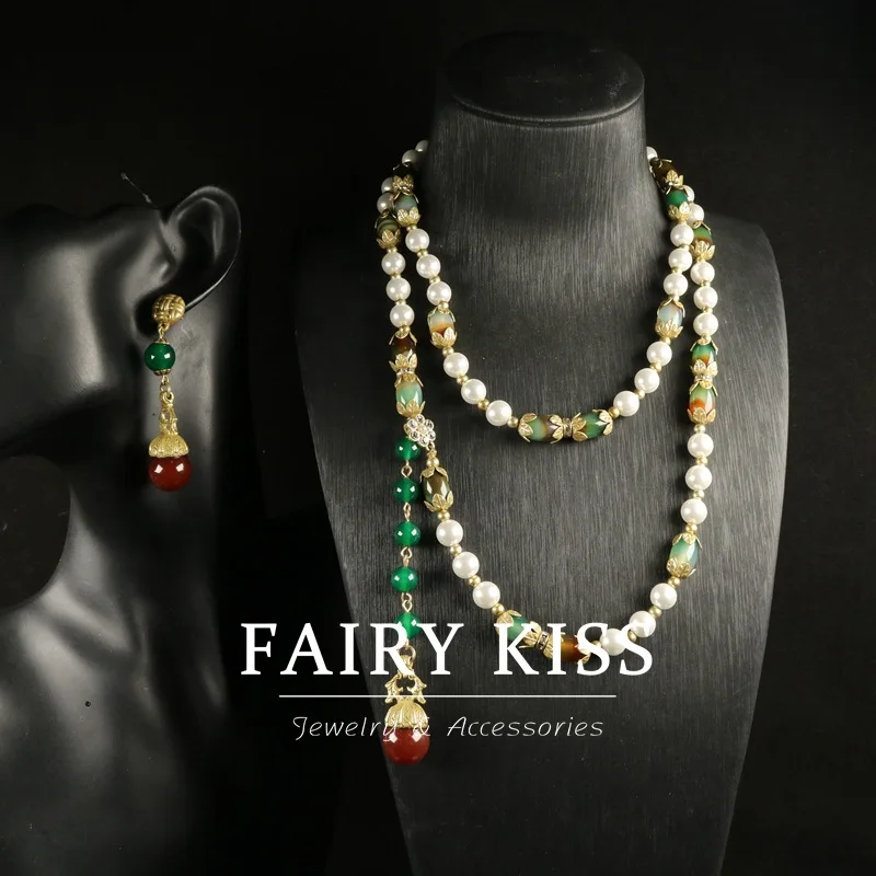 Medieval retro palace pearl sweater chain red  green agate beaded necklace stud earrings versatile accessories