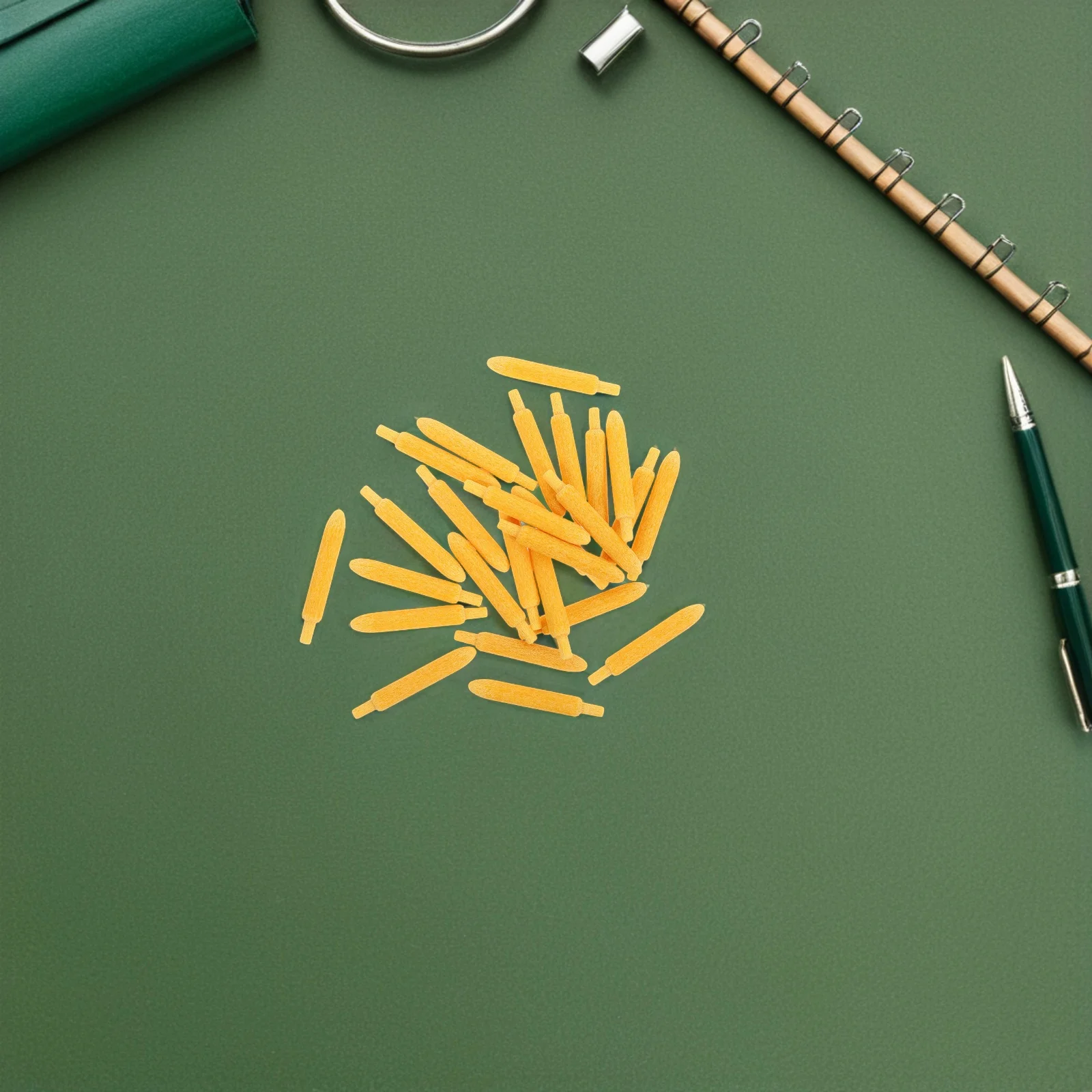 

30Pcs Paint Pen Nibs Replacement Tips Universal Fit for Refillable Paint Pens Portable Writing Stuff Devices Multipurpose Nib