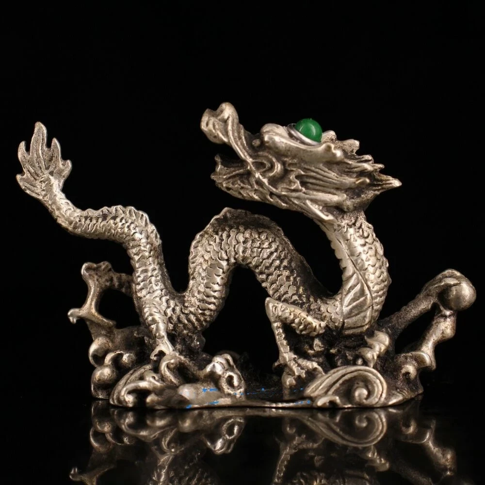 

Collection China Antiques Tibet Silver Hand Carved Dragon Statue