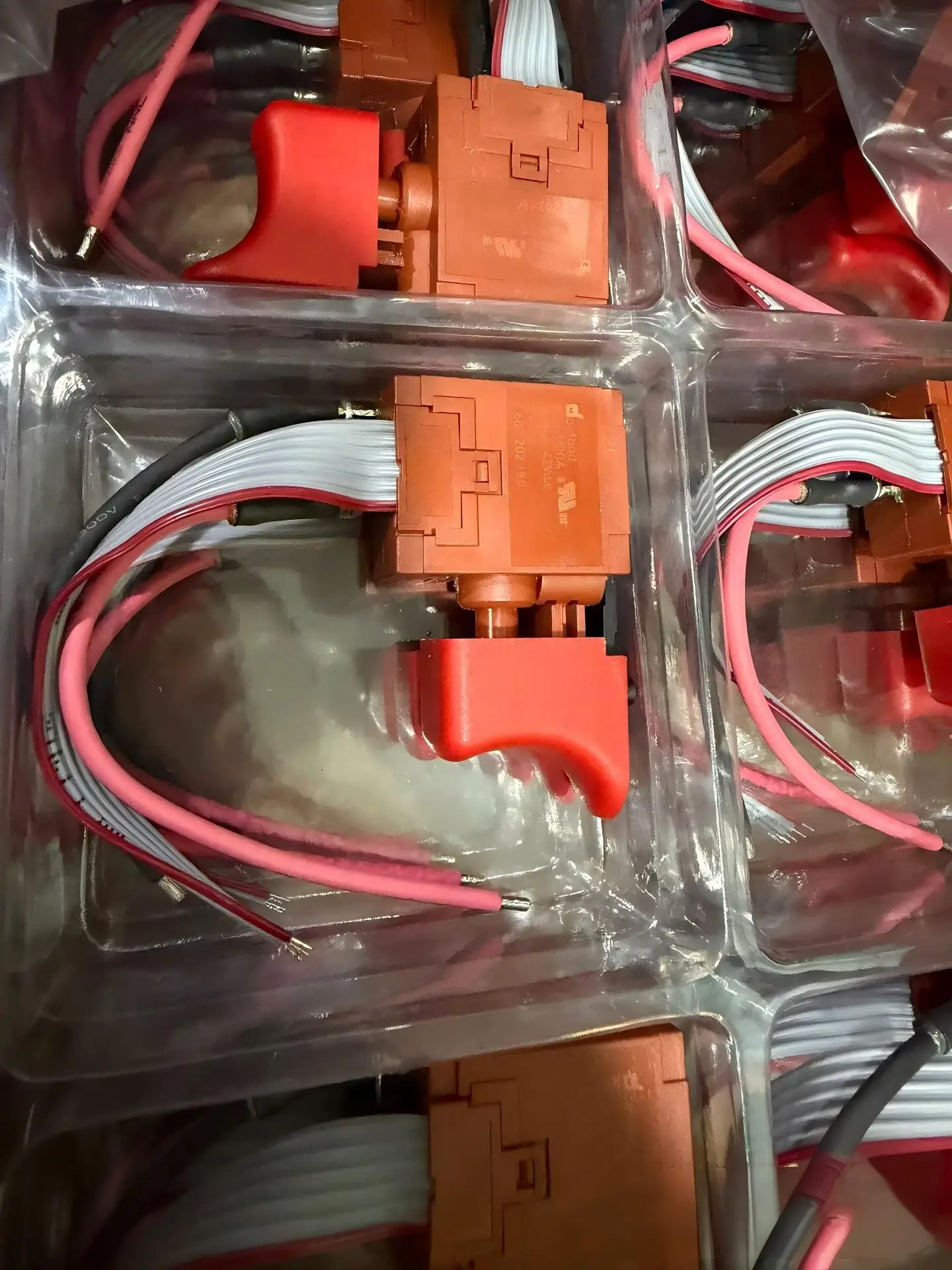 1 piece / lot New original BGH 1120A 20.1RA BGH-1120A 42VDC floor drill switch