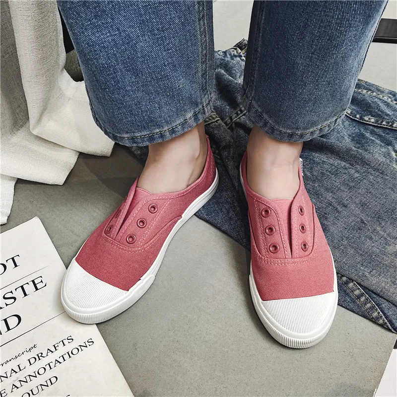 Women Fashion Sneakers Canvas Shoes White Loafers Ladies Casual Vulcanize Shoes Woman Skateboarding Run Sneakers High Quality