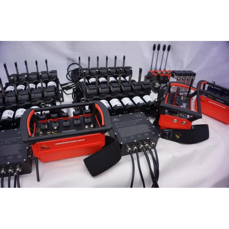 

AAA Polymer Lithium Ba 4 Keys Crane Remote Control Rolling Code Plastic Silicone CE