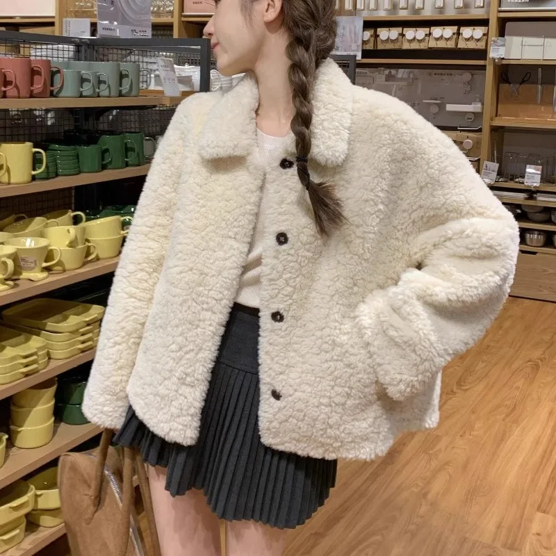 White Lambskin Coat for Women's Autumn and Winter New Korean-style Short Fleece Top Petite Ladies Fashionable Warm Women's Wear