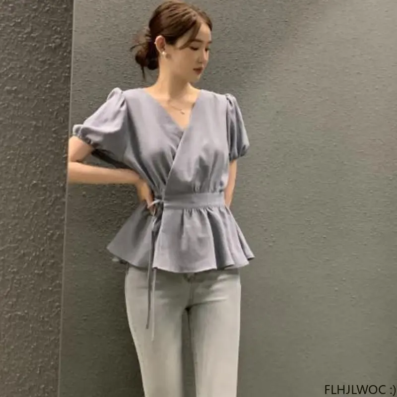 Korea Chic Peplum Tops Blusas 2023 Women Flhjlwoc Lace-Up Slim Waist Belly Design Ruffled V Neck Solid Black White Blouse