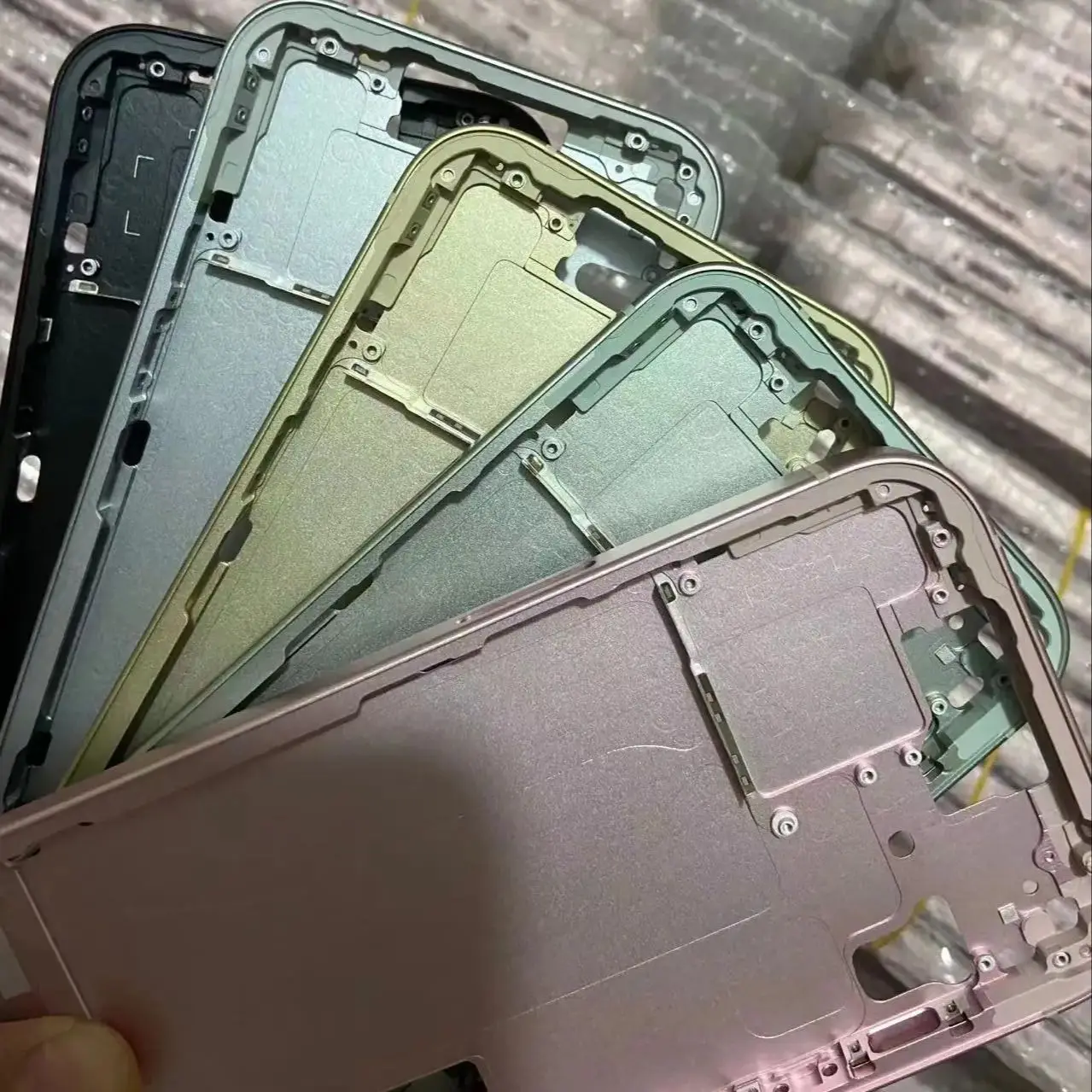 

Frame of Back Housing For iP15 15Plus 15 Pro 15Pro Max Broken Rear Cover Replacement Repair Part High Quality
