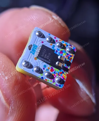 Une paire de patchs OPA1622 pour version haute performance à montage direct pour opamp double