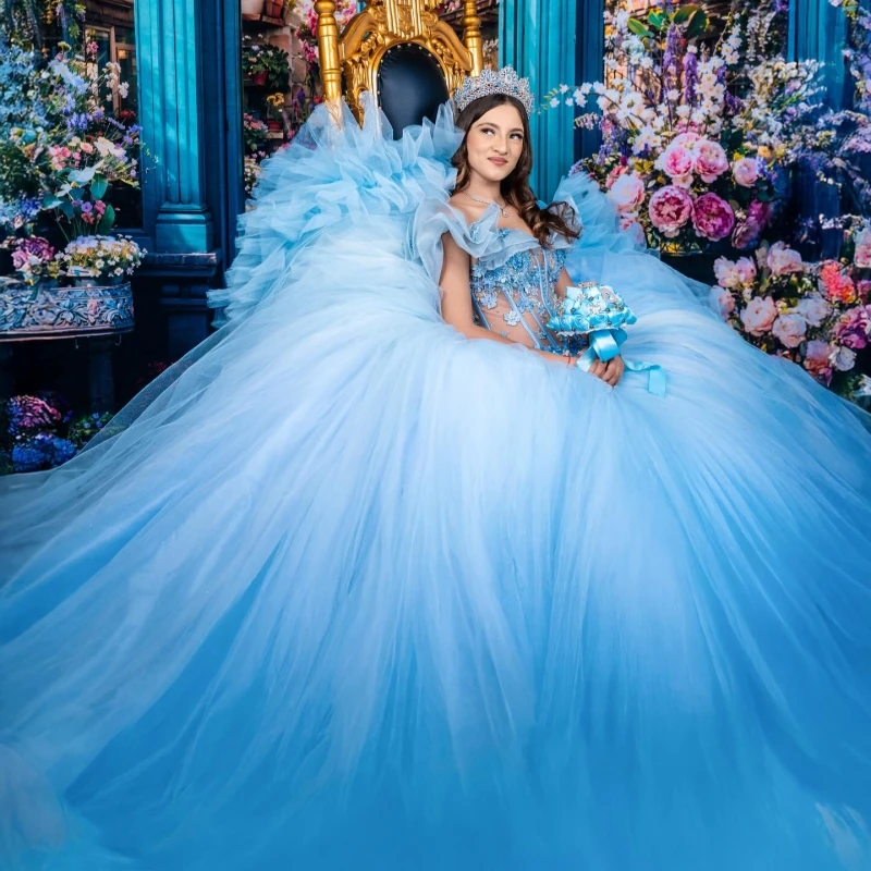 

Sky Blue Shiny Quinceanera Dresses Ball Gown Off The Shoulder Applique Lace Beading Tiered Tull Corset Sweet 16 Dress Vestidos