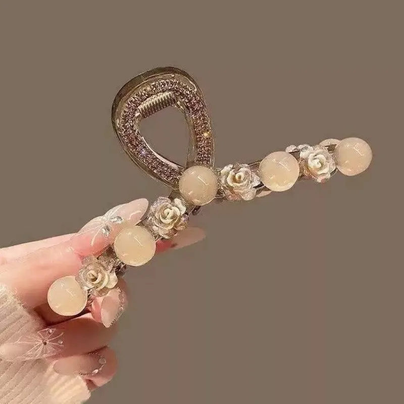 Exquisiter und vielseitiger Blumenclip, modischer Haarschmuck für Frauen – Detail 5