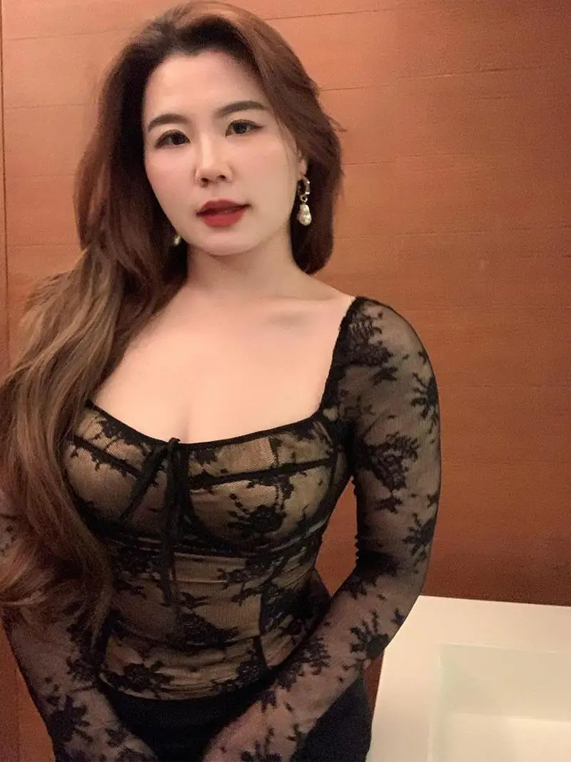 

Spring New plus Size Lace Shirt Sexy Slim Long Sleeve Knot Square Collar T-Shirt Commute Style High Waist Design