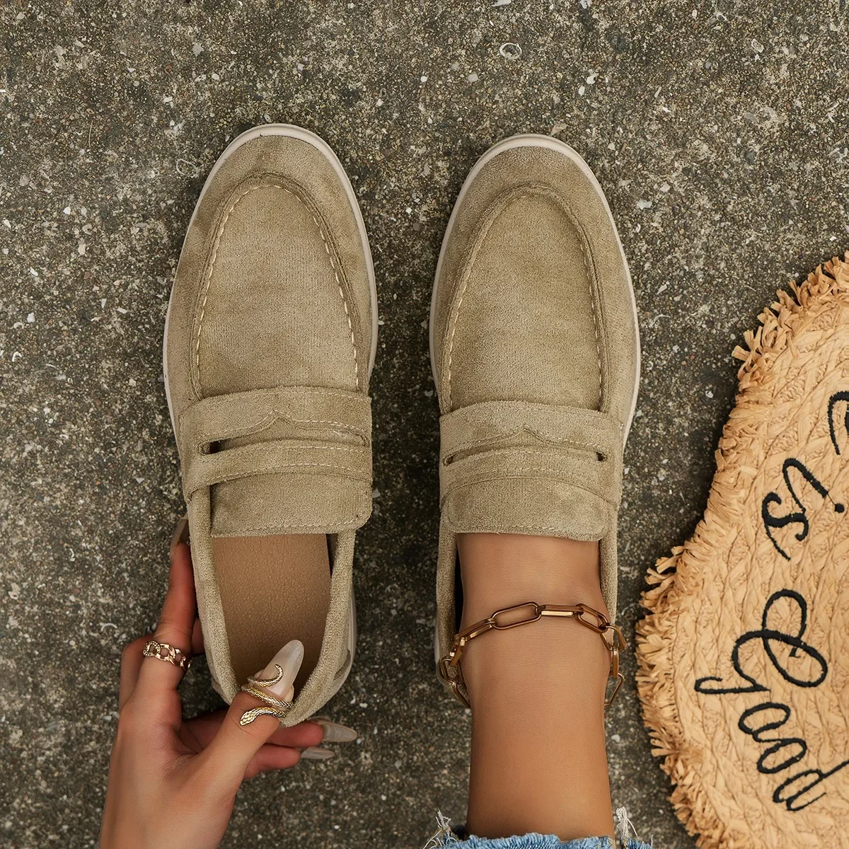 Fashion Lightweight Suede Men Casual Shoes Lazy Shoes Male Breathable Slip-on Mens Driving Shoes Comfortable Loafers Moccasins