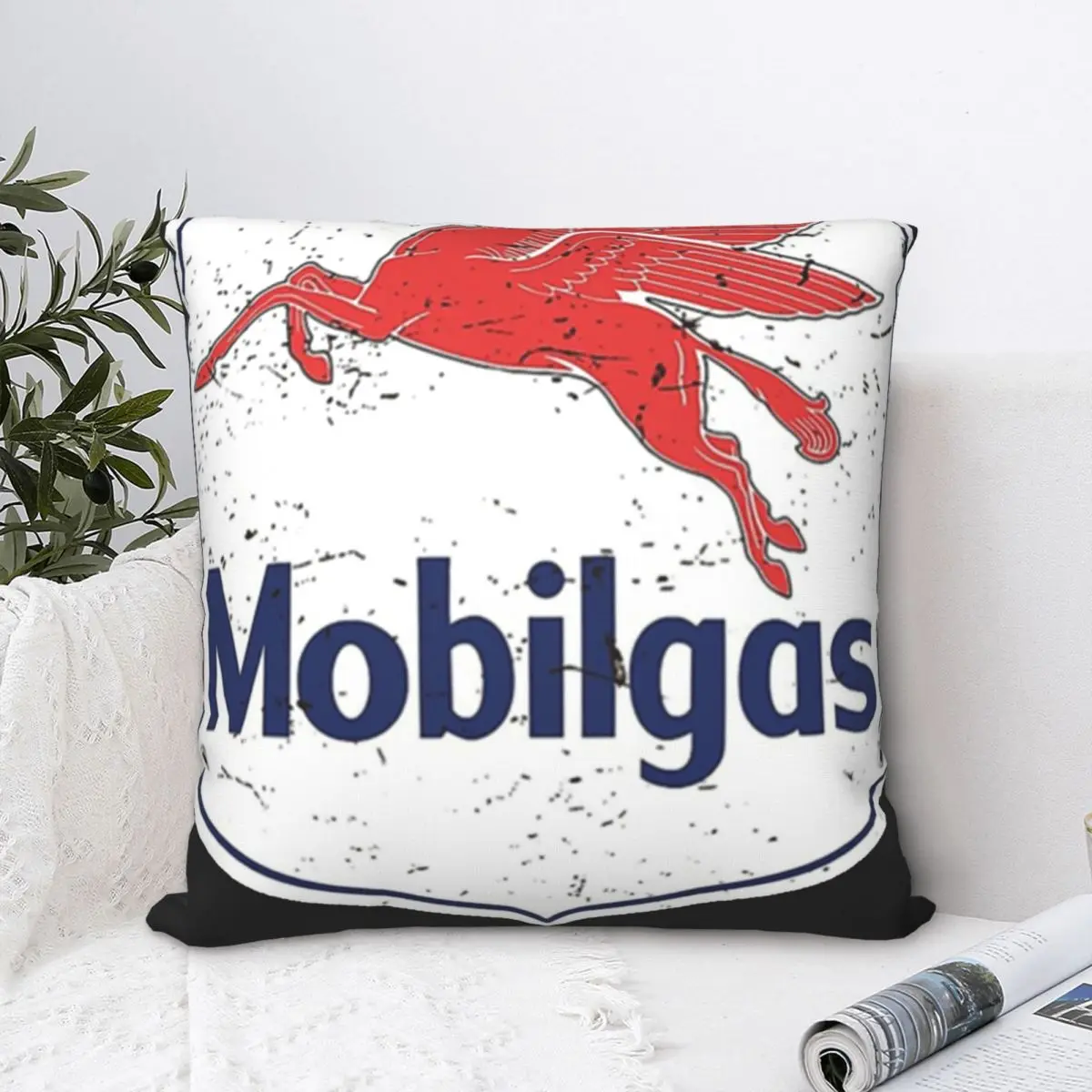 

Квадратная наволочка с винтажным логотипом Mobilgas, наволочка из полиэстера, бархатная декоративная подушка, комфортная наволочка для дома, гостиной