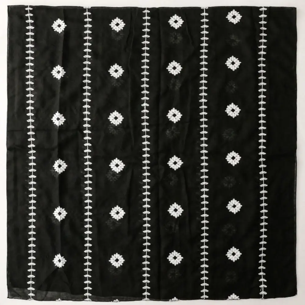 

Простой длинный шарф с вышивкой цветов, большой шелковый шарф с принтом, тонкий хлопковый хиджаб с цветочным узором, солнцезащитный.