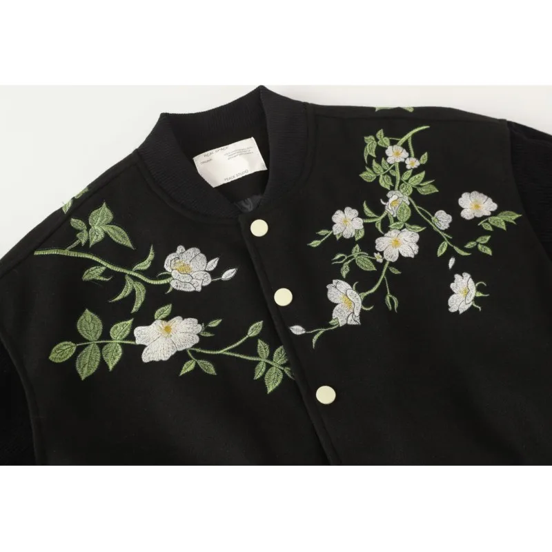 花柄刺繍メネのベースボールジャケット、日本のストリートウェアメンズコート、アジアスタイルのオーバーサイズ女性用ジャケット