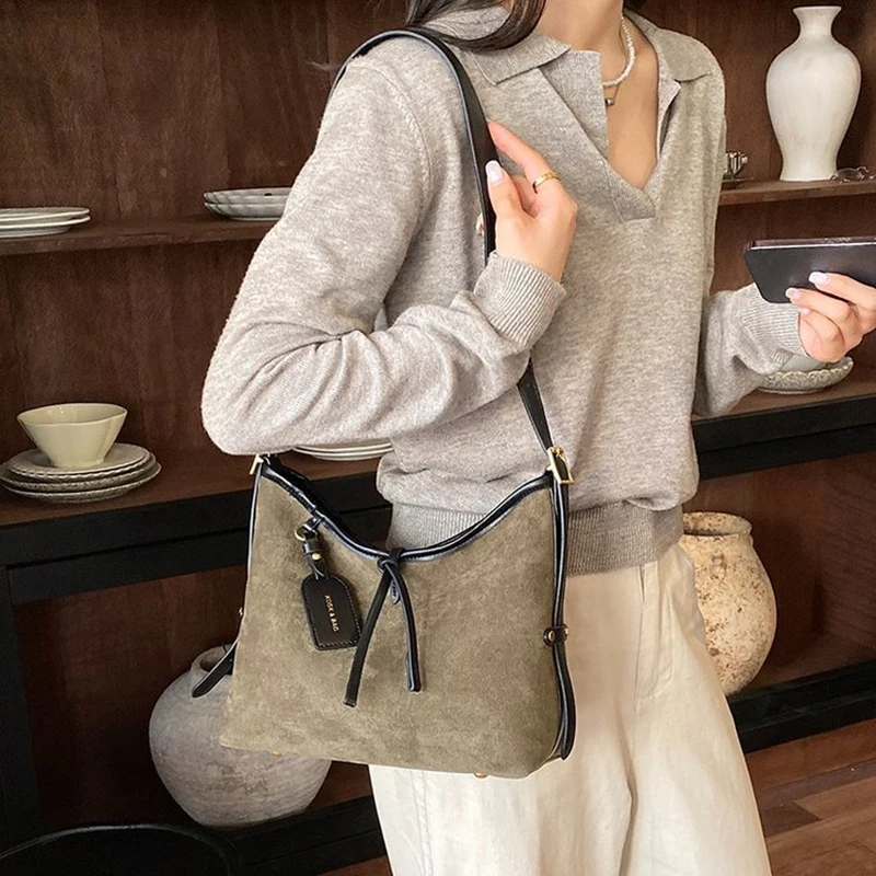 Women Retro Hobo Crossbody Bag Suede PU Leather Tassel Tag Decor Adjustable Strap Shoulder Handbag Casual Daily Commuter Purse