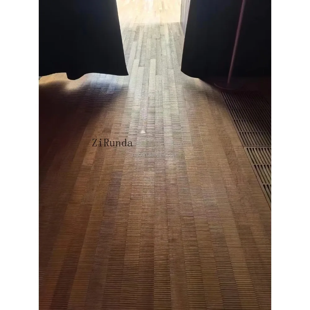 브러시드 헤링본 파켓 오크 엔지니어링 우드 플로어 맞춤형 버전