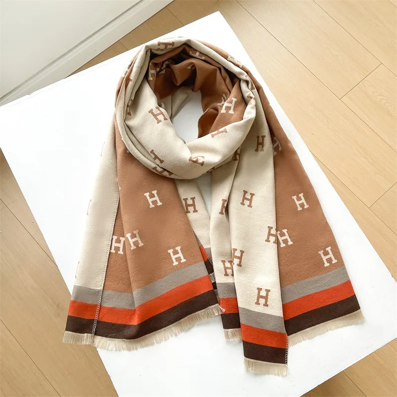 2024 New Scarf Women High-end Sense Versatile Warm Imitation Cashmere Shawl Winter Simple Letter Business Double-sided Wraps