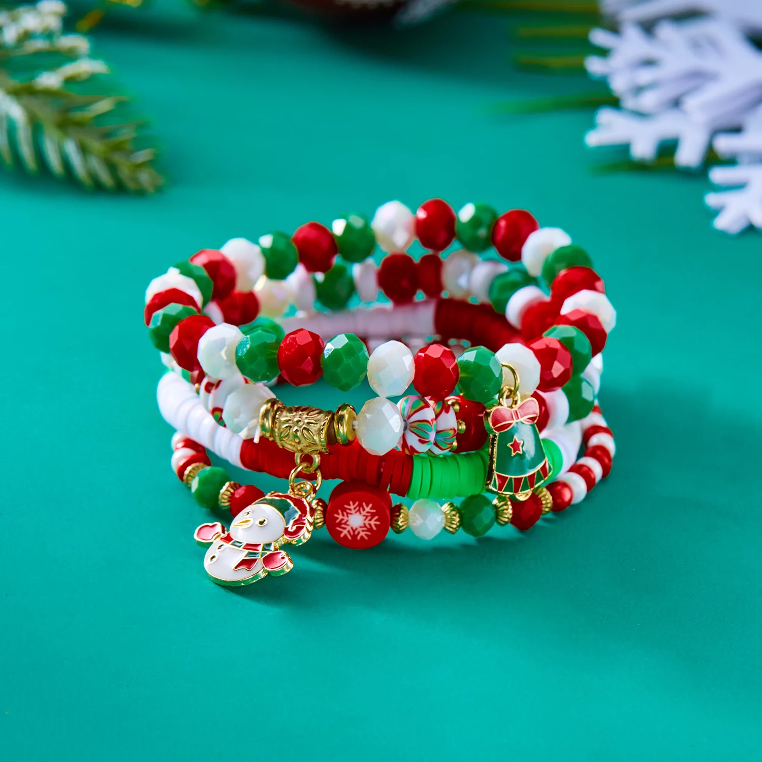 4pcs/set Christmas Series Beaded Bracelet Santa Claus Snowman Snowflake Elk Elastic Beads Bangles Girl Xmas New Year Charm Gifts