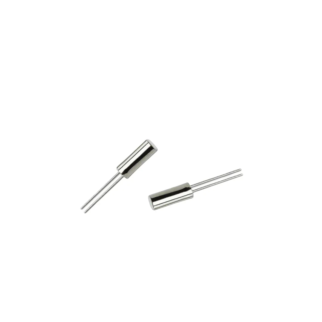 

100PCS/in-line passive crystal 7.3728M 7.3728MHZ 2*6 2P 206 genuine goods 20PPM cylinder