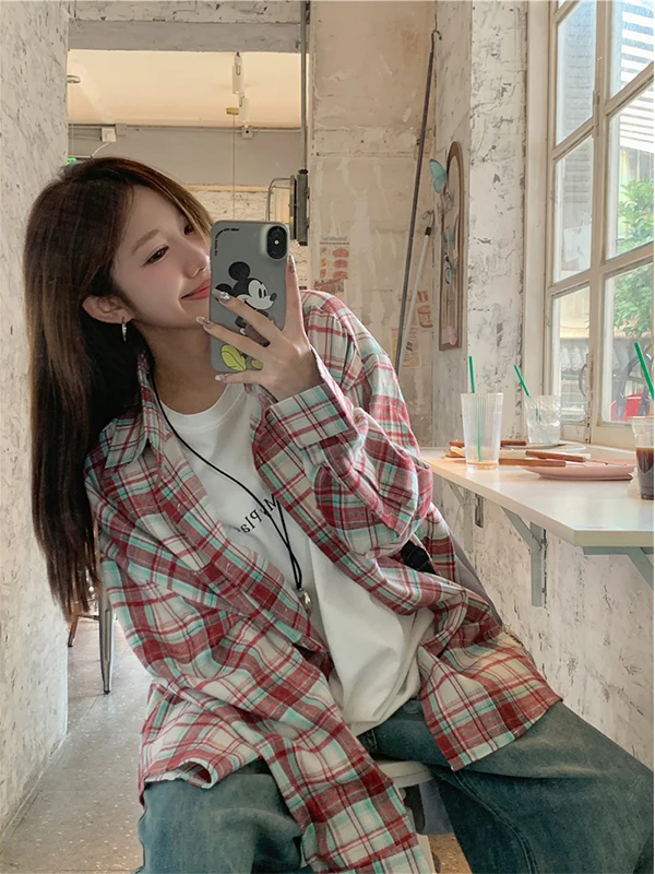 

American Retro Plaid Long Sve irt Women's Spring New Design Loose irt Jaet Casual Commute Sle Korean Version