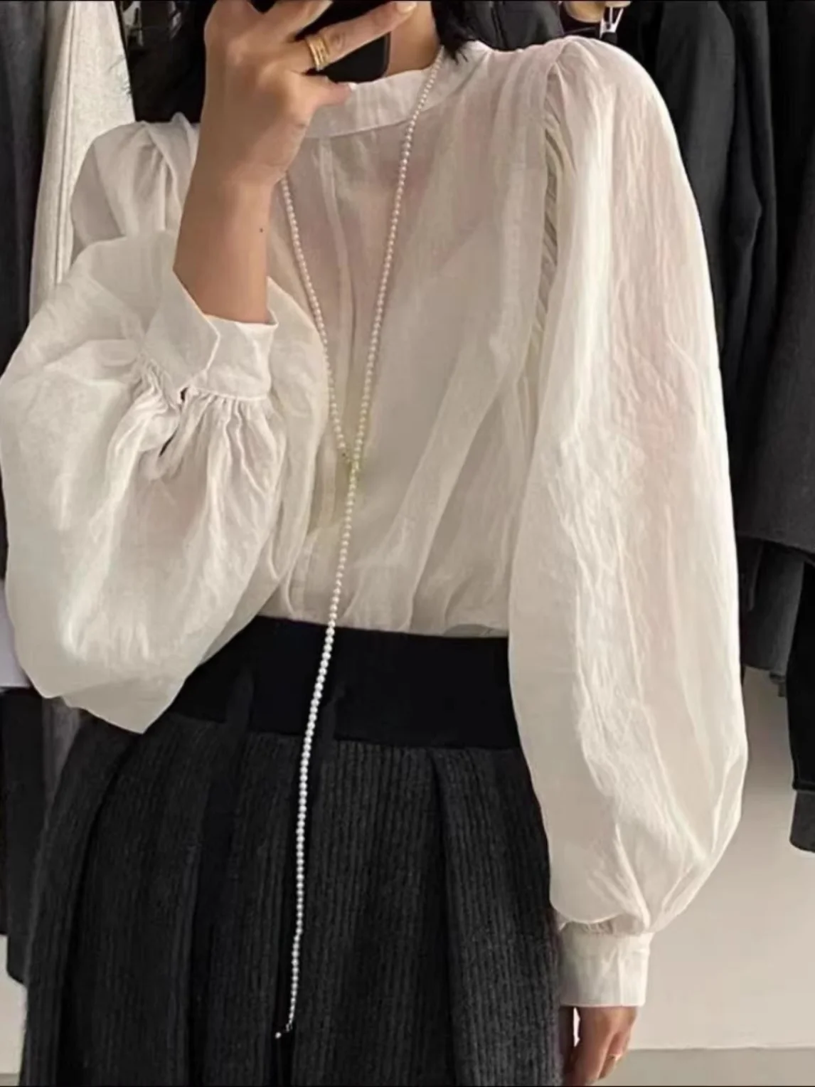 

Ele White Cotton Linen Bubble Sve irt Long Sve Design Sensation Faion Early Autumn New Women's Top