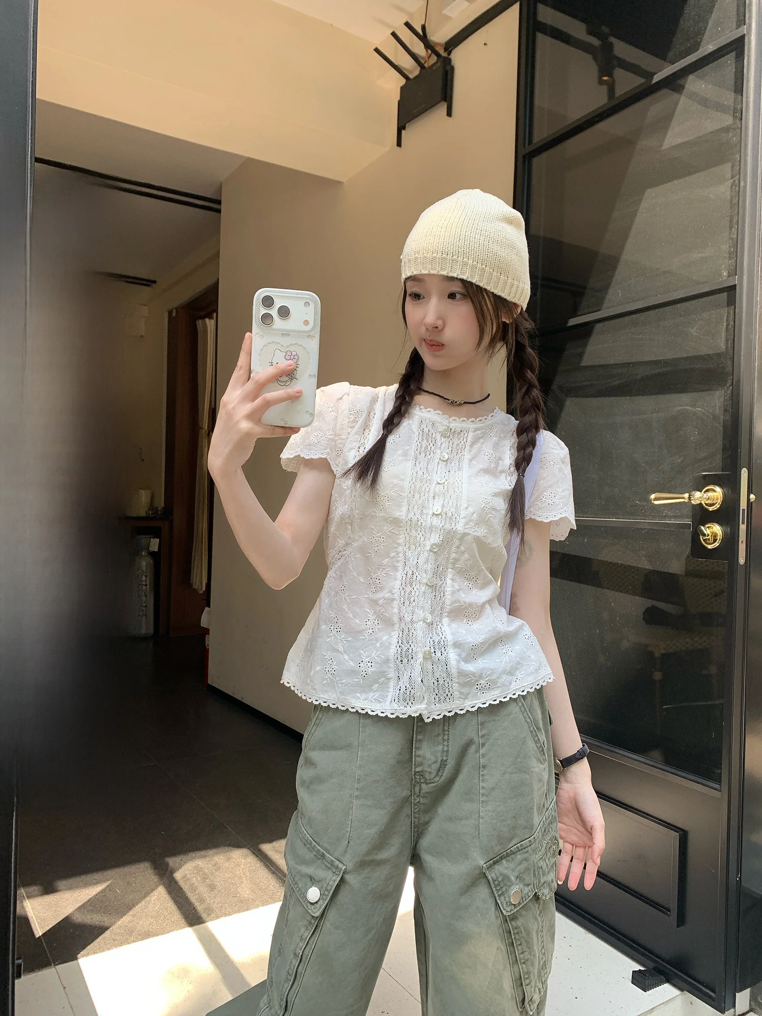 

Elegant round Neck Short Sleeve Shirt Lace Trim Embroidery Heavy Work Hollow out Flower Cotton Polyester Women's Shirt