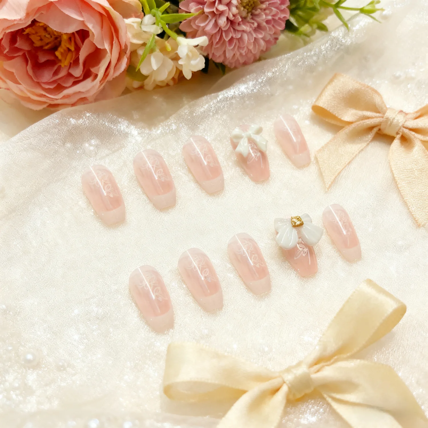 

24PCS Medium Coffin Fake Nails White Rose Pattern Press-On Chic French Bowknot Ballet Style Full Cover False Nails Korea Art