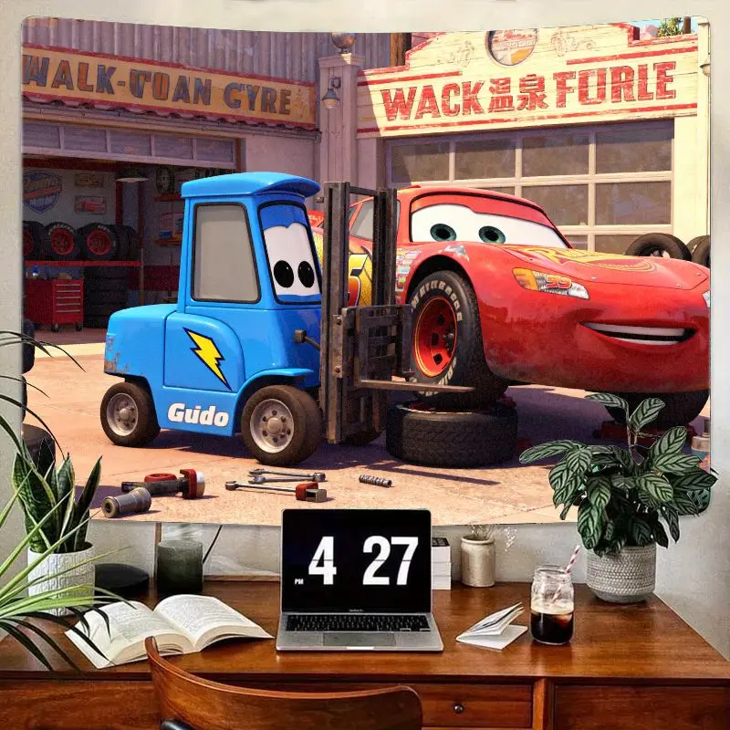 

1 шт. гобелен Disney Cars Lightning McQueen & Guido, настенное искусство с героями мультфильмов, декор для детской спальни, подарок из полиэстера для любителей кино.
