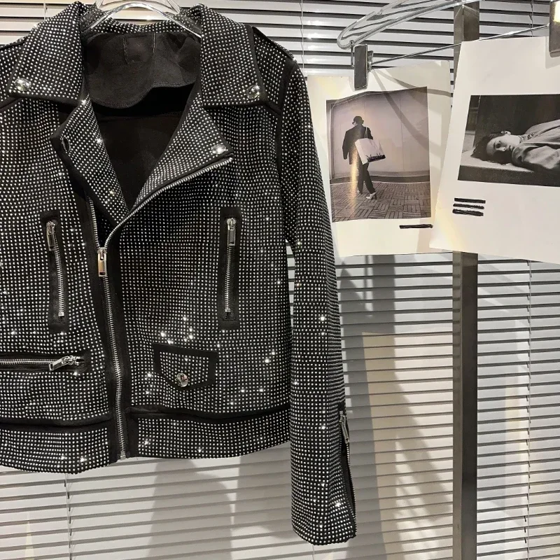 Bomberová bunda s korálky a lokomotivou s hvězdnými diamanty, odklápěcí límec, šikmý zip, krystaly, flitry, kabátek, kardigan s kamínky - náhled 4