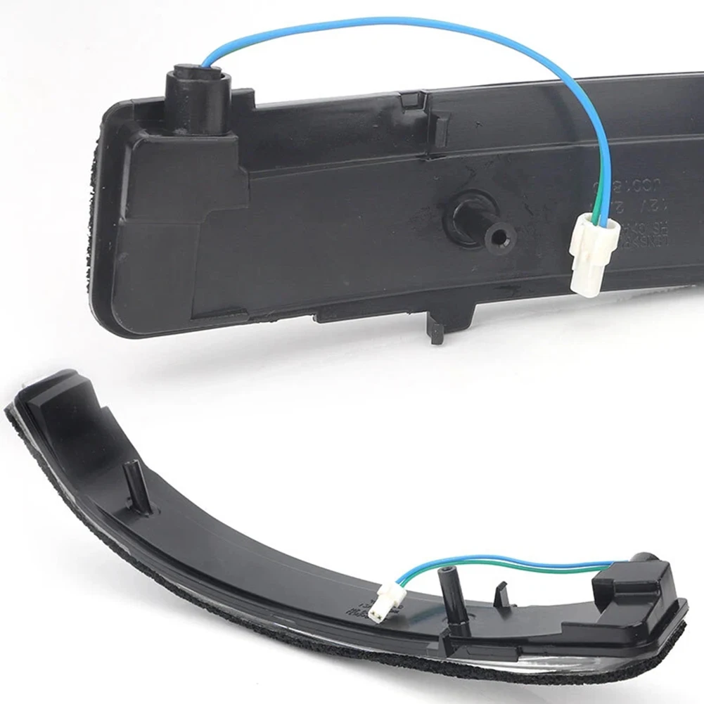 Left Right Door Mirror Light Auto Mirror Lamp Left Right Mirror Brand New Condition Easy Installation OEM Number 26160-4CL0B