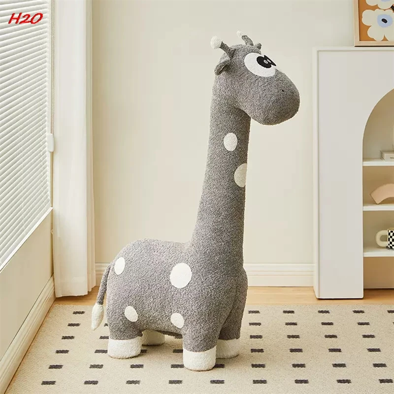 Oversized Creative Giraffe Sitting Stool Animal Scandinavian Shoeshine Stool Holiday Gift Floor Children Handmade Ornament News