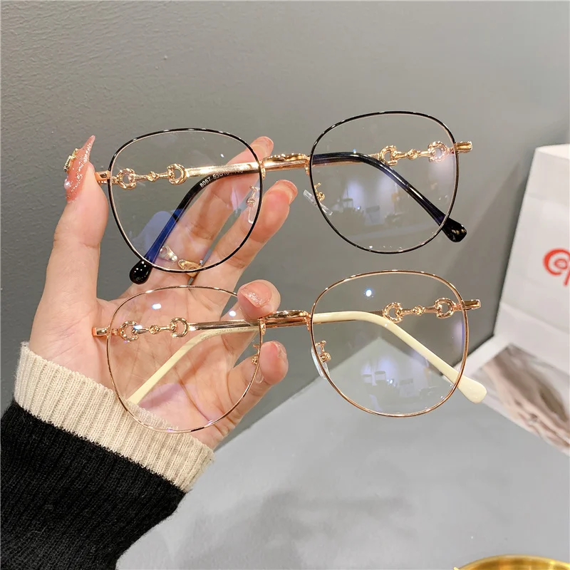 Vintage Nieuwe Ovale Metalen Montuur Bril Vrouwen Mode Optische Bijziendheid Blokkerende Brillen Populaire Lezing Anti-Blauw Licht Bril