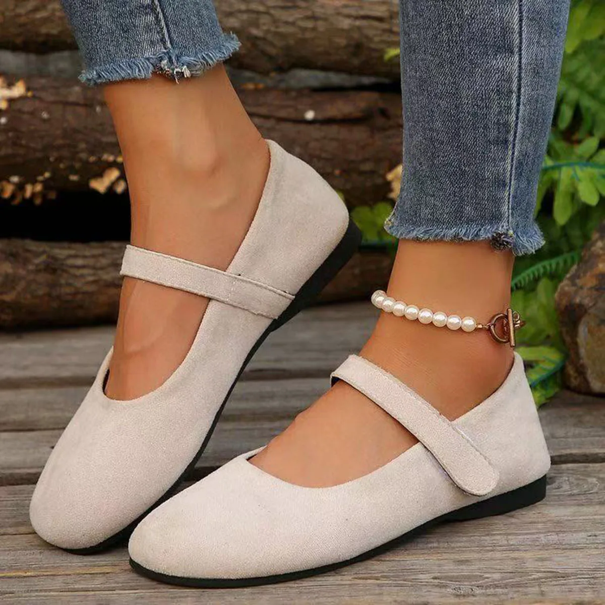Thumbnail 3 - #51 Cheapest Canvas Shoes Deals You Can Get
