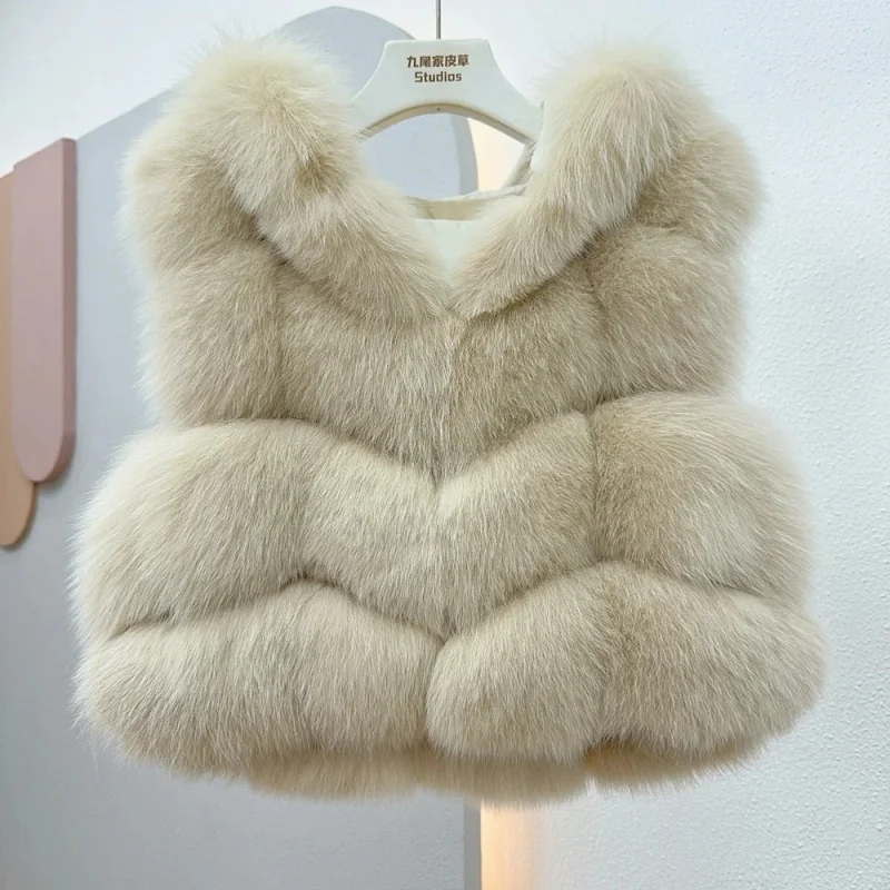 

Women's Warm Fox Fur Vest Winter Fox Fur Coat Woman Warm Sleeveless Vest Cotton Lined Versatile Women's Teddy Fur Coats