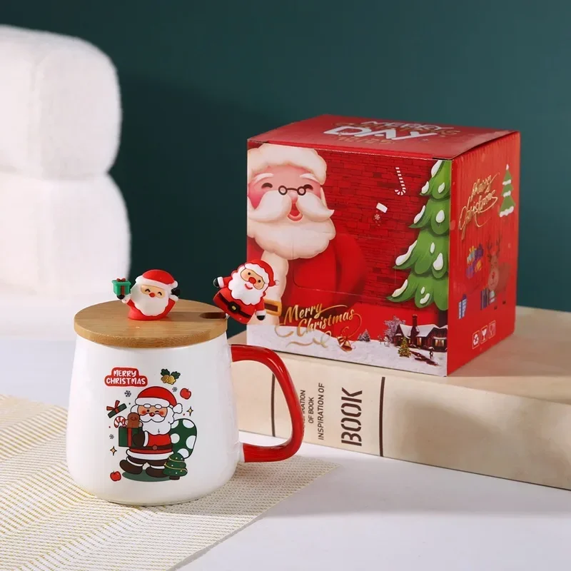 Ceramiczny kubek do kawy z motywem świątecznym، Sviktym Mikoeljama i reniferem، z pokrywkou i lyżeczką، المثالية na present speelątec