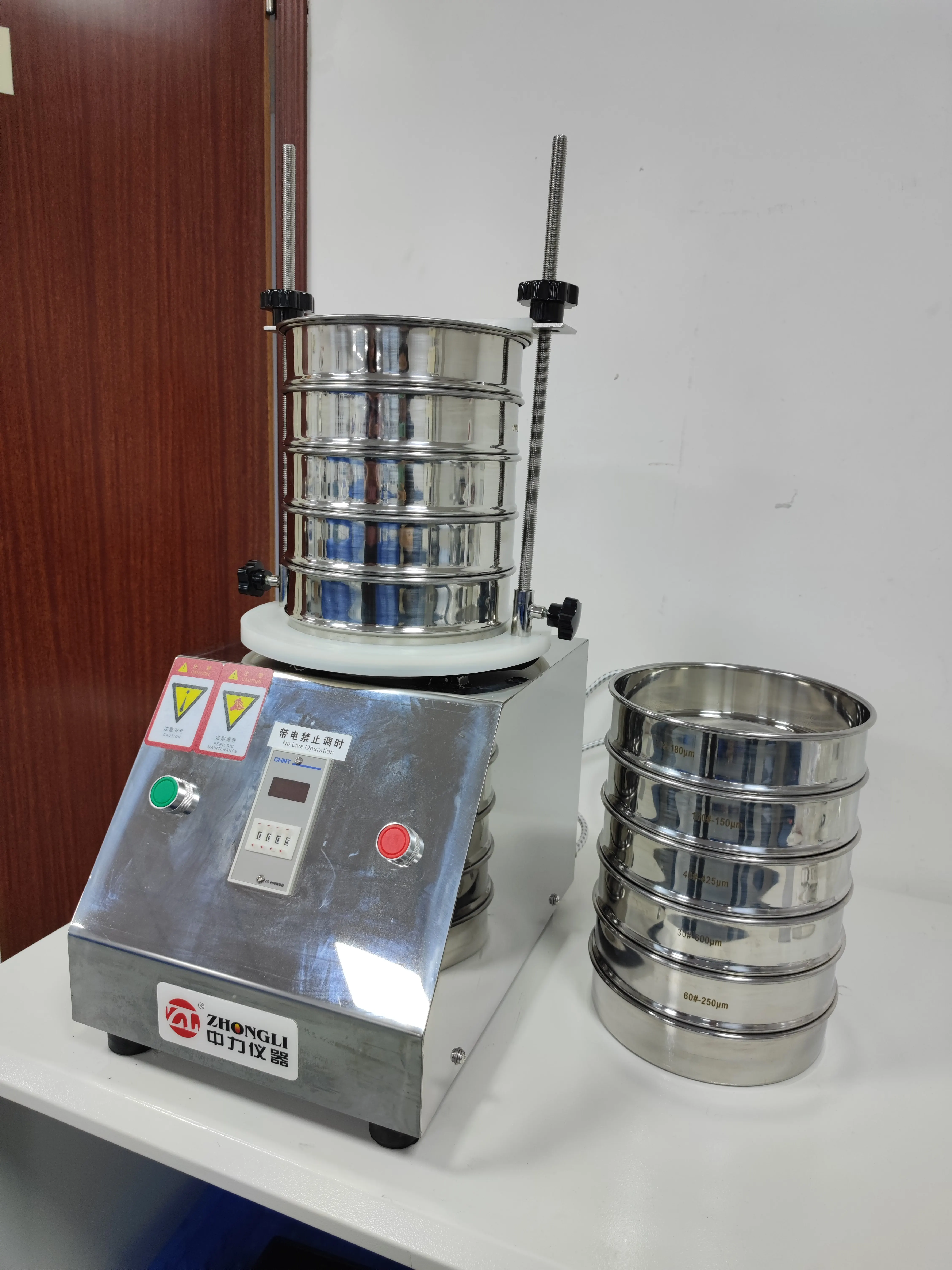 Lab Vibrating Sieve Shaker Set Alternative
