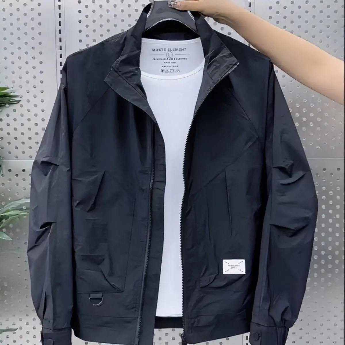 2024 New Man Summer Thin Style Ventilation Casual Solid Color Sunscreen Coat Trend Fashion All-match Loose Stand Collar Jacket