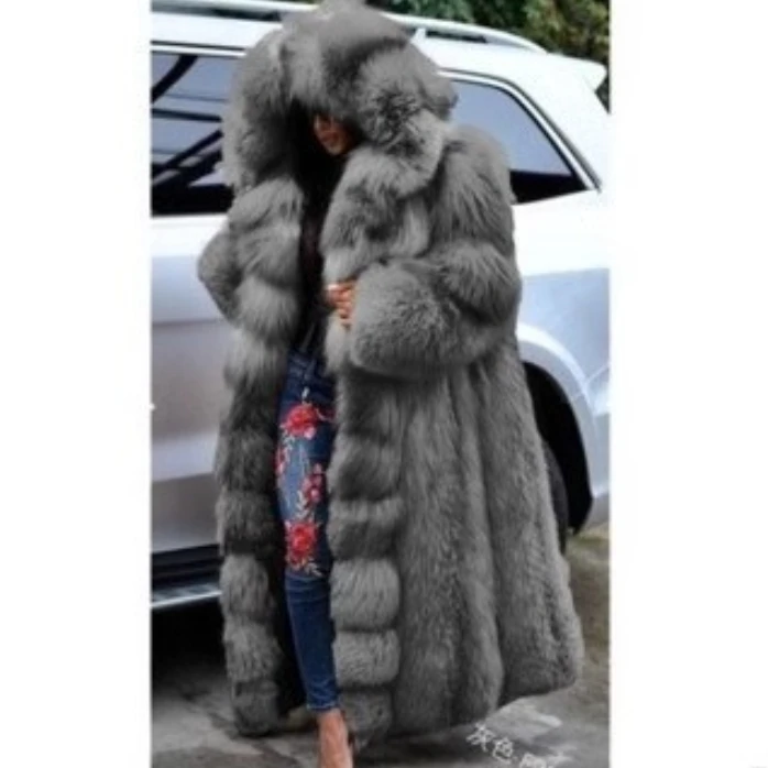معطف شتوي طويل من الفرو الصناعي لعام 2026 للنساء فاخر أنيق وأنيق بلون سادة سترة بقلنسوة كبيرة الحجم دافئة وسميكة مقاس كبير