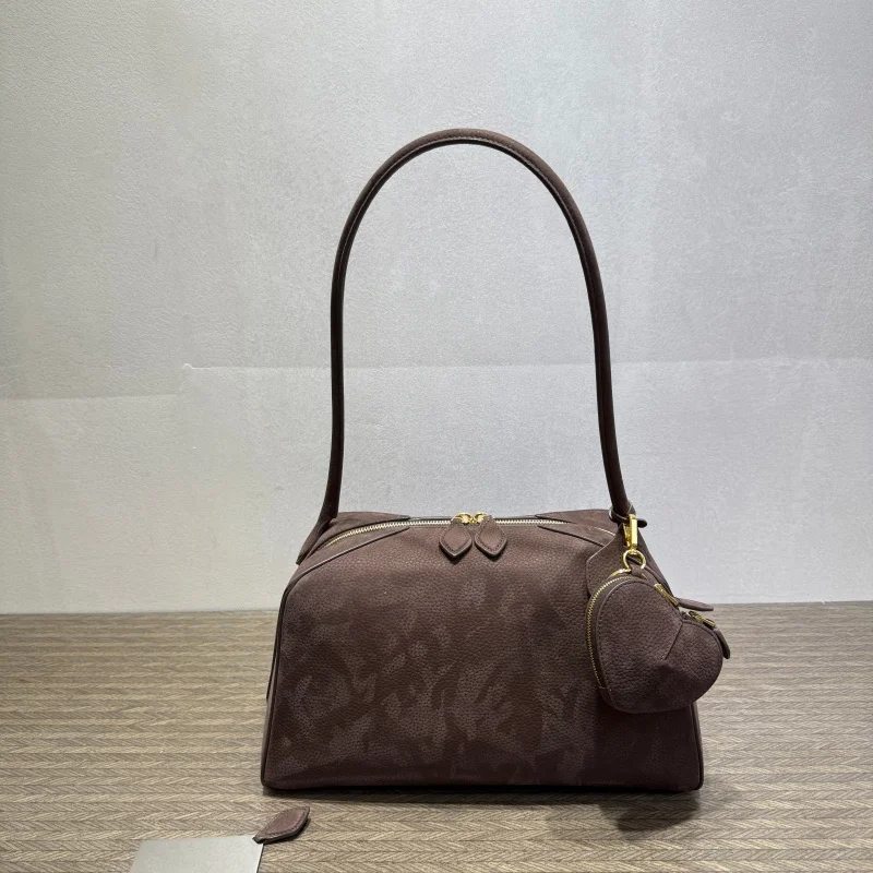 

Ladies' high silk smooth velvet cowhide classic popular practical sausage bag handbag crossbody bag