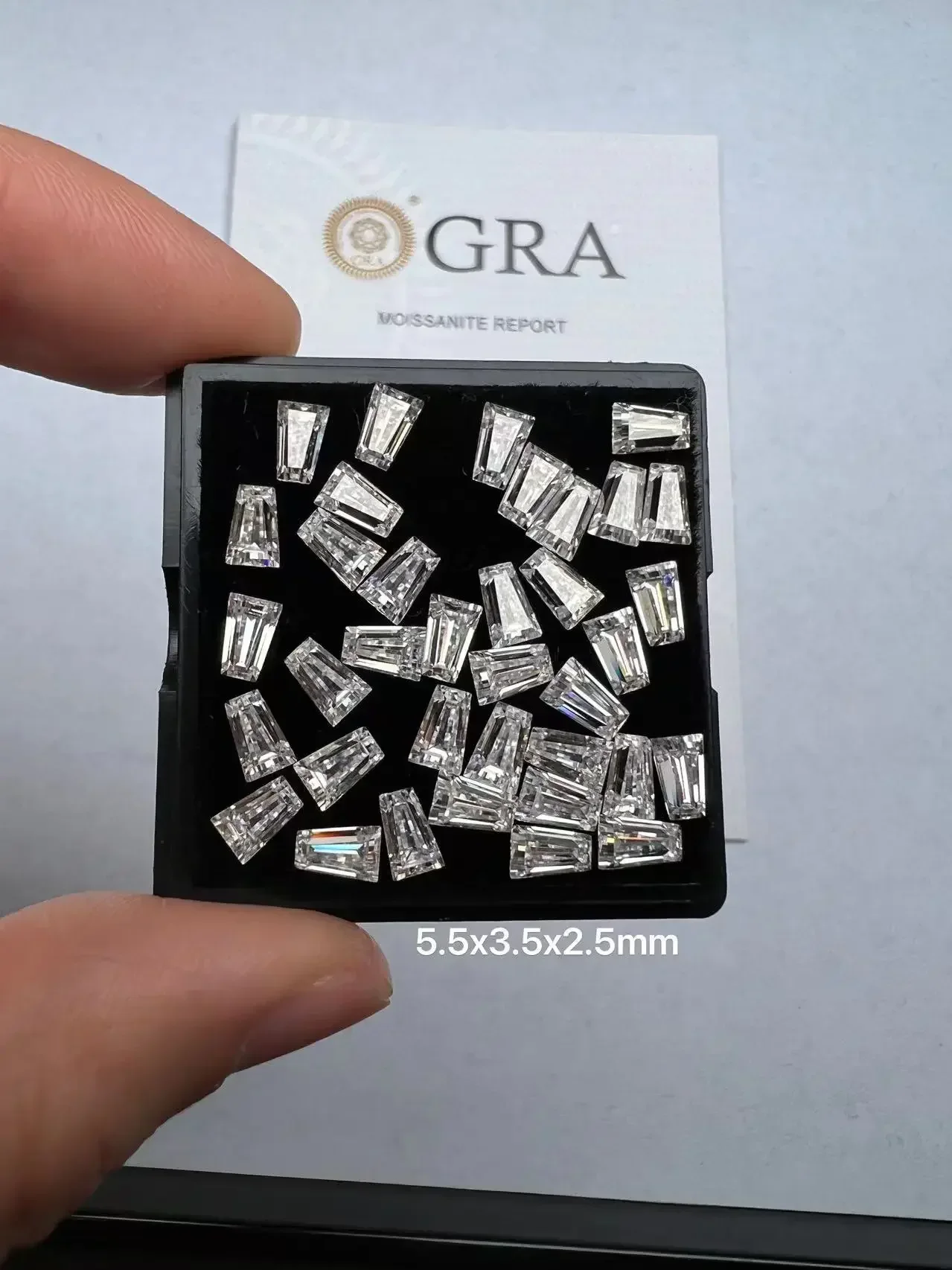 

Loose Moissanite Trapezoid Step Cut Super White D Color GRA Certified VVS1 Excellent Diamond Engagement Jewelry Making