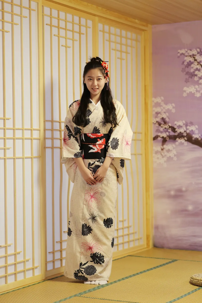 

Женское традиционное кимоно в японском стиле, торжественная одежда из искусственного льна, юката, хризантема, длина 135 см