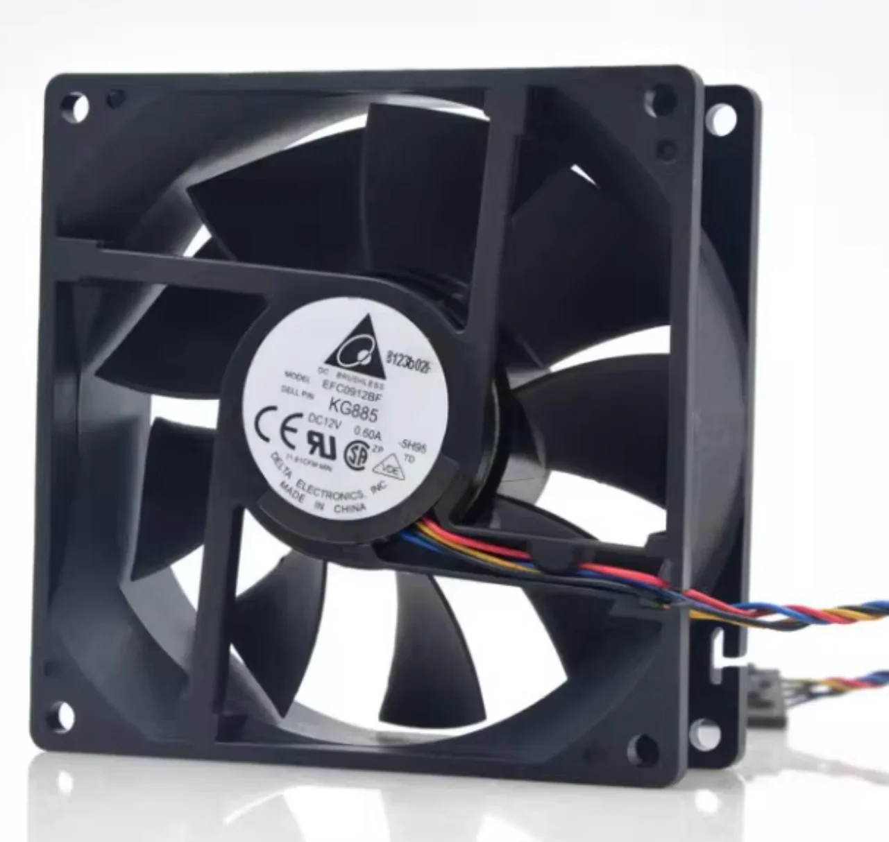 

Original DELTA EFC0912BF 9032 12V 0.60A 4-wire PWM temperature-controlled case cooling fan