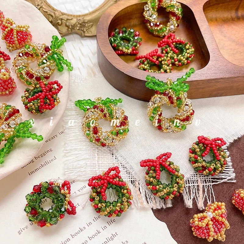 2pcs Christmas Festival Series Exquisite Rice Bead Flower Garlands Heart-shaped Pendants Diy Handmade Jewelry Accessories