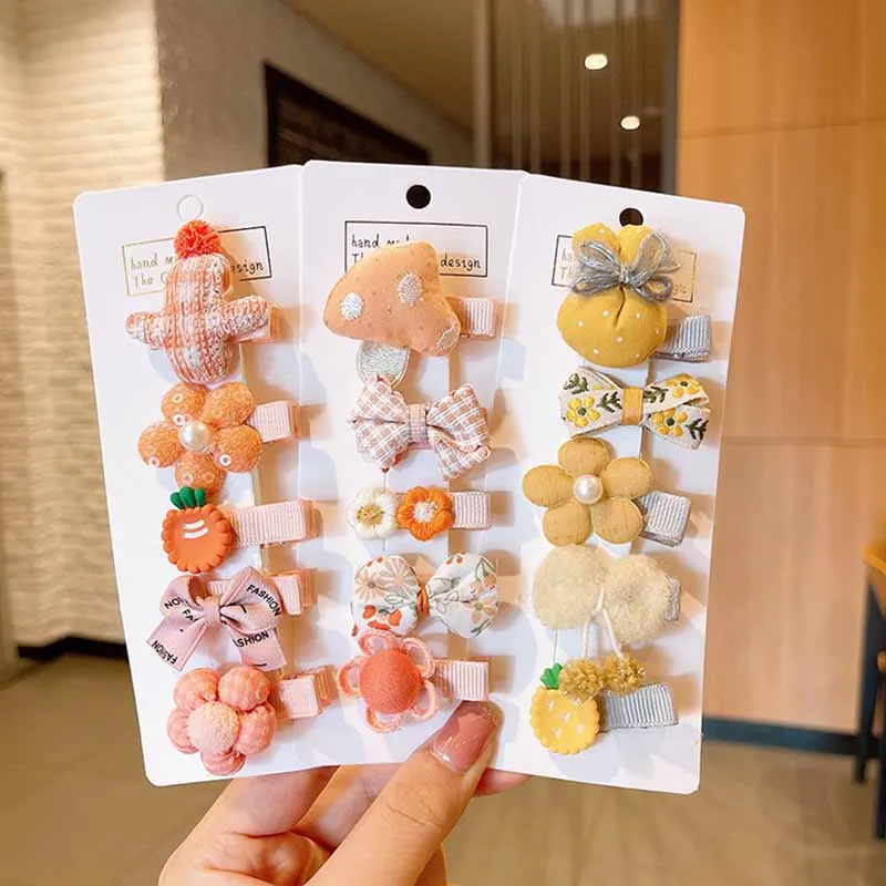 

New Baby Hair Accessories Bangs Clips Girls Hairpins Animal Flower Fabric Pink Cardboard Set