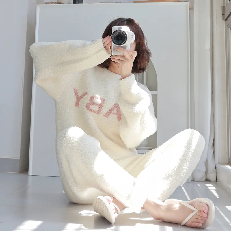 Women's Fleece Pajama Set Long Sleeve O Neck Winter Warm Ladies Sleepwear 2 Pcs with Pant Sweet Comfortable Homewear for Female