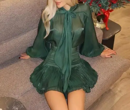 

Модный комплект с галстуком-бабочкой на шнуровке, прозрачный шифоновый топ и плиссированная юбка с высокой талией для осени, женский сексуальный комплект из 2 предметов