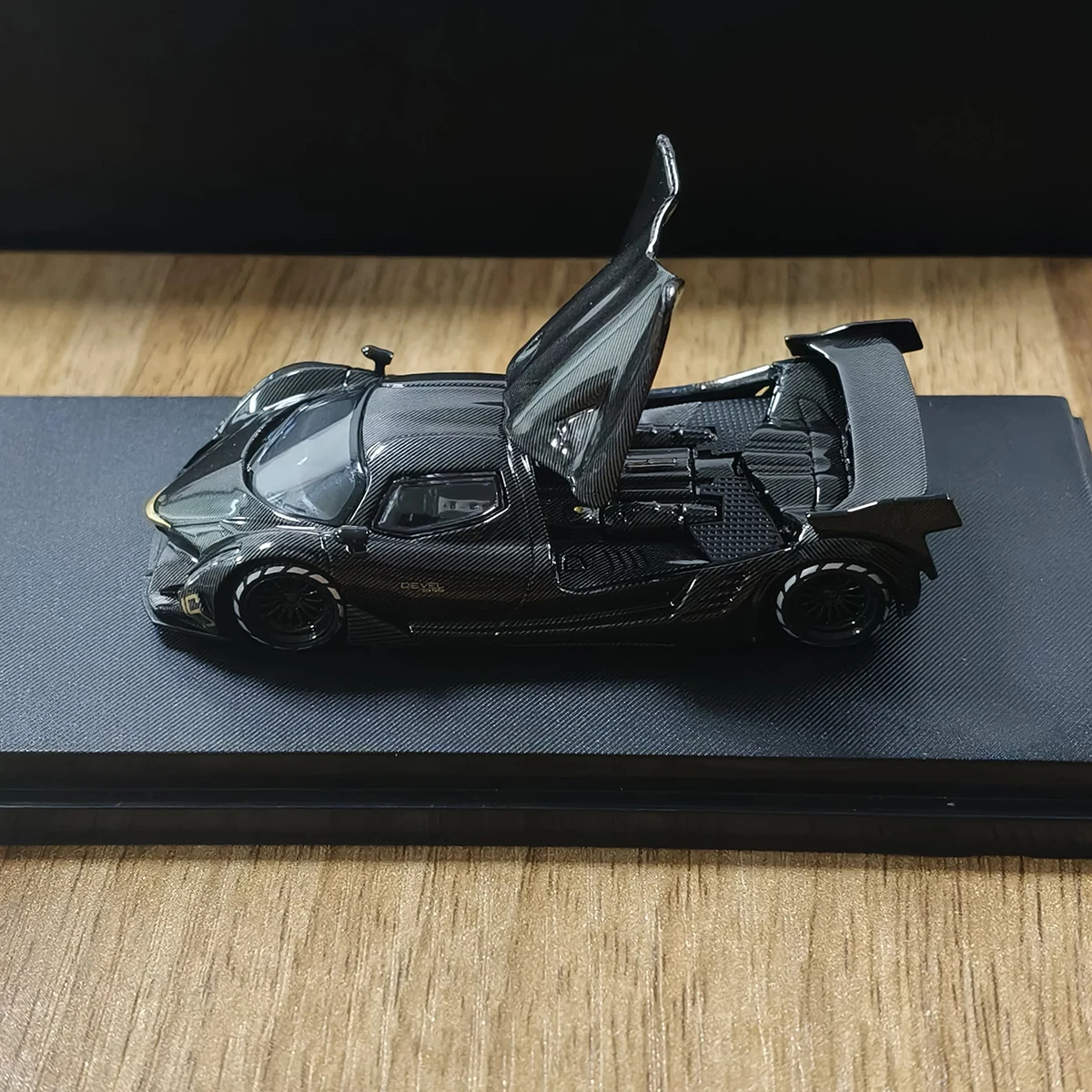 LMF Model 1:64 Devel 16 Hypercar Full Carbon Fiber Gold Trim & Silver Trim Two Color Options Diecast Model Car In Stock view 3