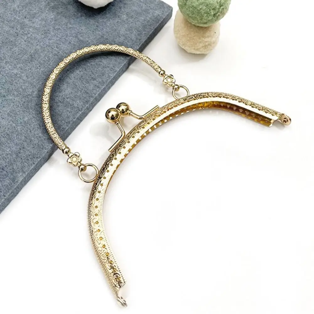 Purse Clasp Frame Bag Kiss Clasp Lock Vintage Metal Purse Frame for DIY Craft Purse Bag Making